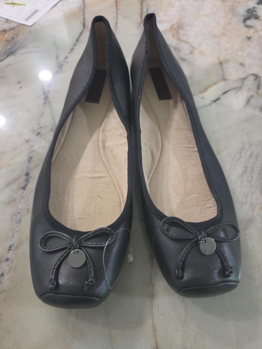 Jessica Simpson Black Leather Ballet Flats with Bow Accent - Picture 2 of 7
